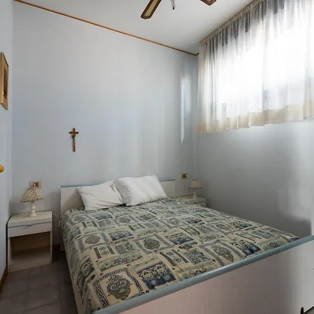 شقة Cozy With A Balcony With Sea Side View *