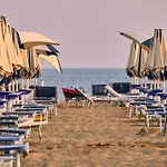Διαμέρισμα Cozy With A Balcony With Sea Side View Μπιμπιόνε